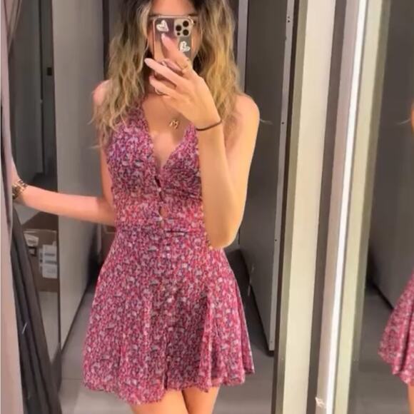 ZARA BLOGGER FAVORITE FLORAL PRINT MINI DRESS - Picture 9 of 14